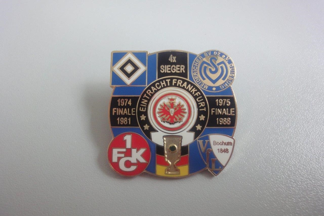 PIN EINTRACHT FRANKFURT DFB Pokal  Schalke 04 Badge Anstecker 2018 Halbfinale 