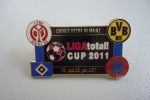 Ligatotal Cup 2011 blaue Ränder