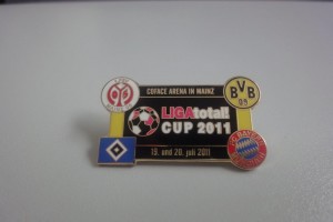 Ligatotal Cup 2011 gelbe Ränder